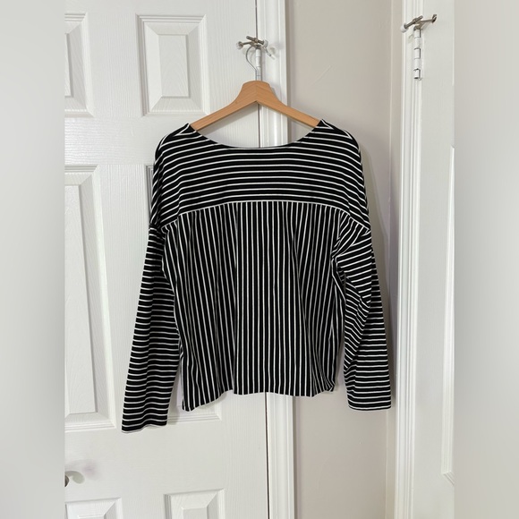 Banana Republic Striped Tee - Picture 3 of 3